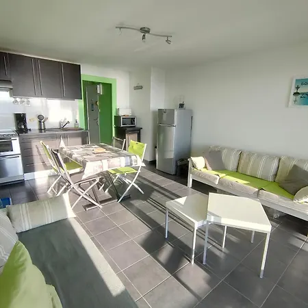 Bel 2 Chambres, Terrasse, Proche - Fr-1-323-491 Apartament *