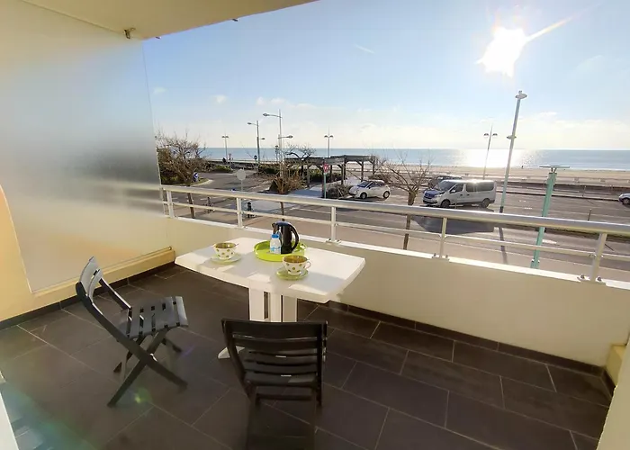 Bel 2 Chambres, Terrasse, Proche - Fr-1-323-491 생장드몽