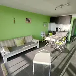 Bel 2 Chambres, Terrasse, Proche - Fr-1-323-491