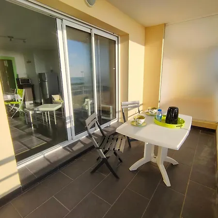 Bel 2 Chambres, Terrasse, Proche - Fr-1-323-491